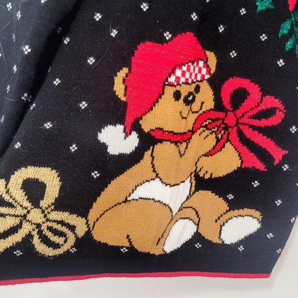 Christmas Sweater - Picture 2 of 7